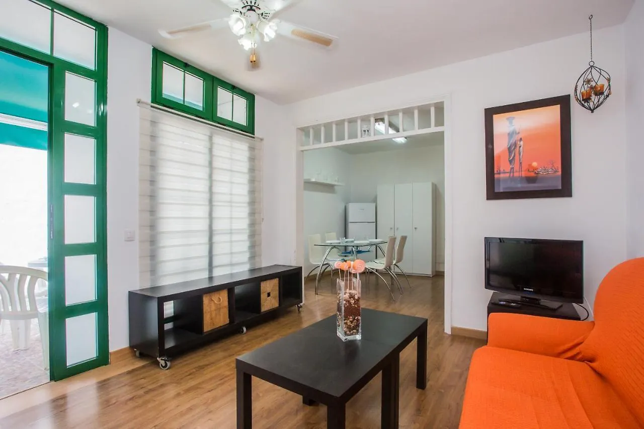 Apartamentos Haria En Puerto Del Carmen Tias
