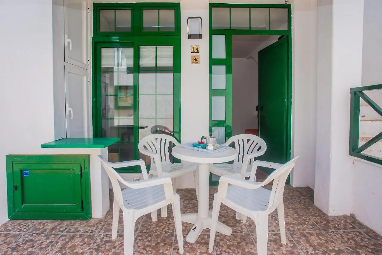Apartamentos Haria En Puerto Del Carmen Tias